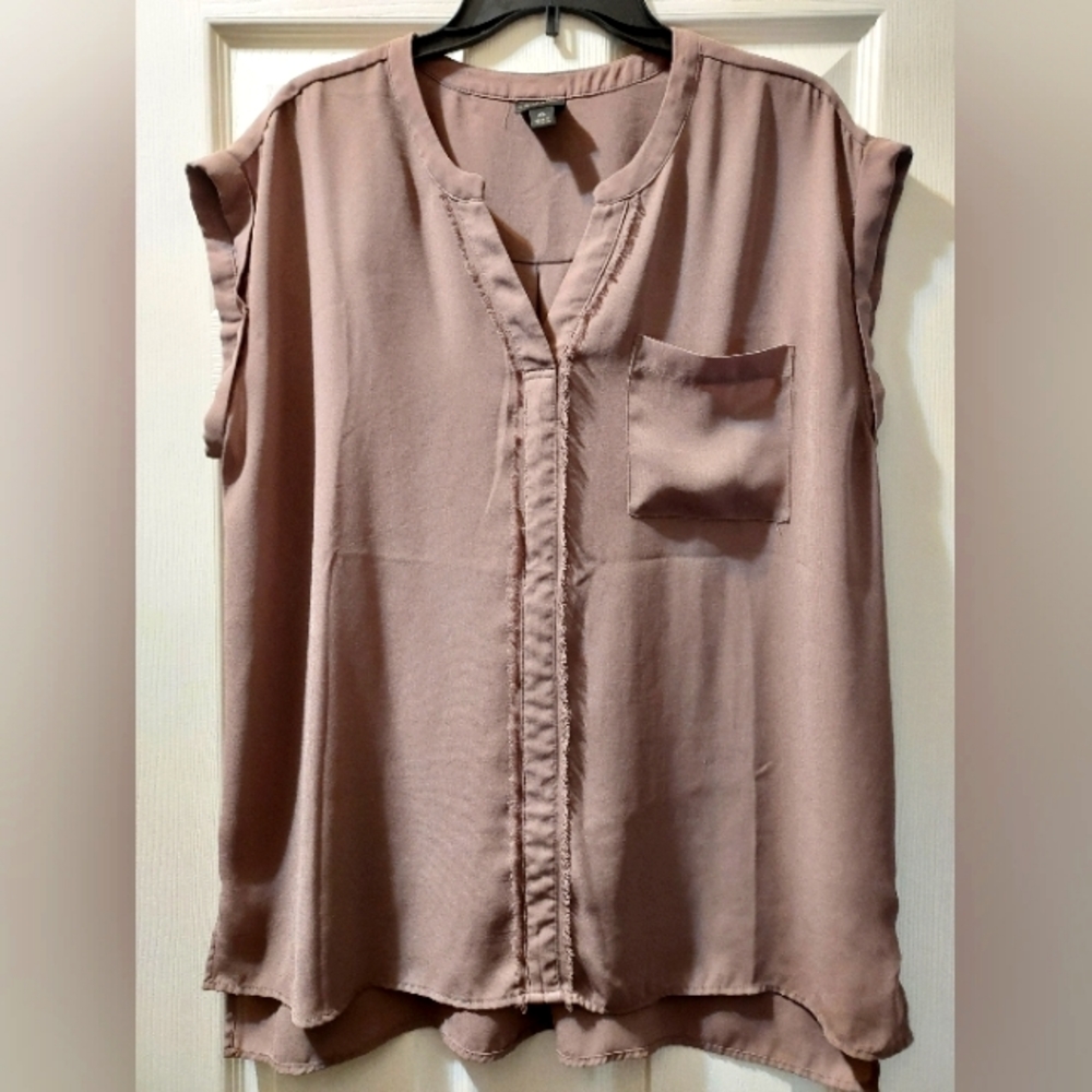 Tan Short Sleeve V Neck Blouse